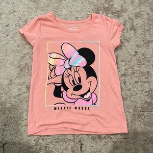 Minnie Mouse graphic tee